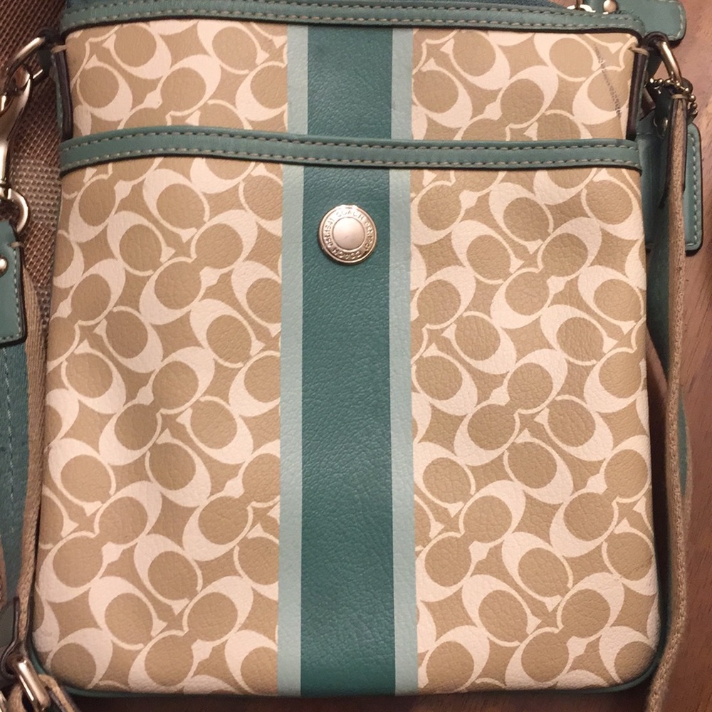 Authentic Coach Small Sling/Crossbody Bag